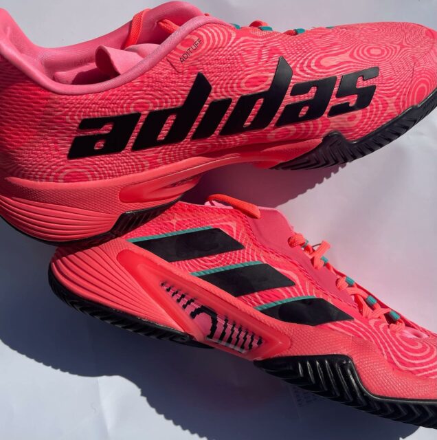 BARRICADE in Turbo 💥
2022 Adidas in store
@_adidas._.tennis_ @adidas #tennisshoes #newpost #adidasshoes #adidasbarricade2022 #tennisshop #tenniskit #adidas